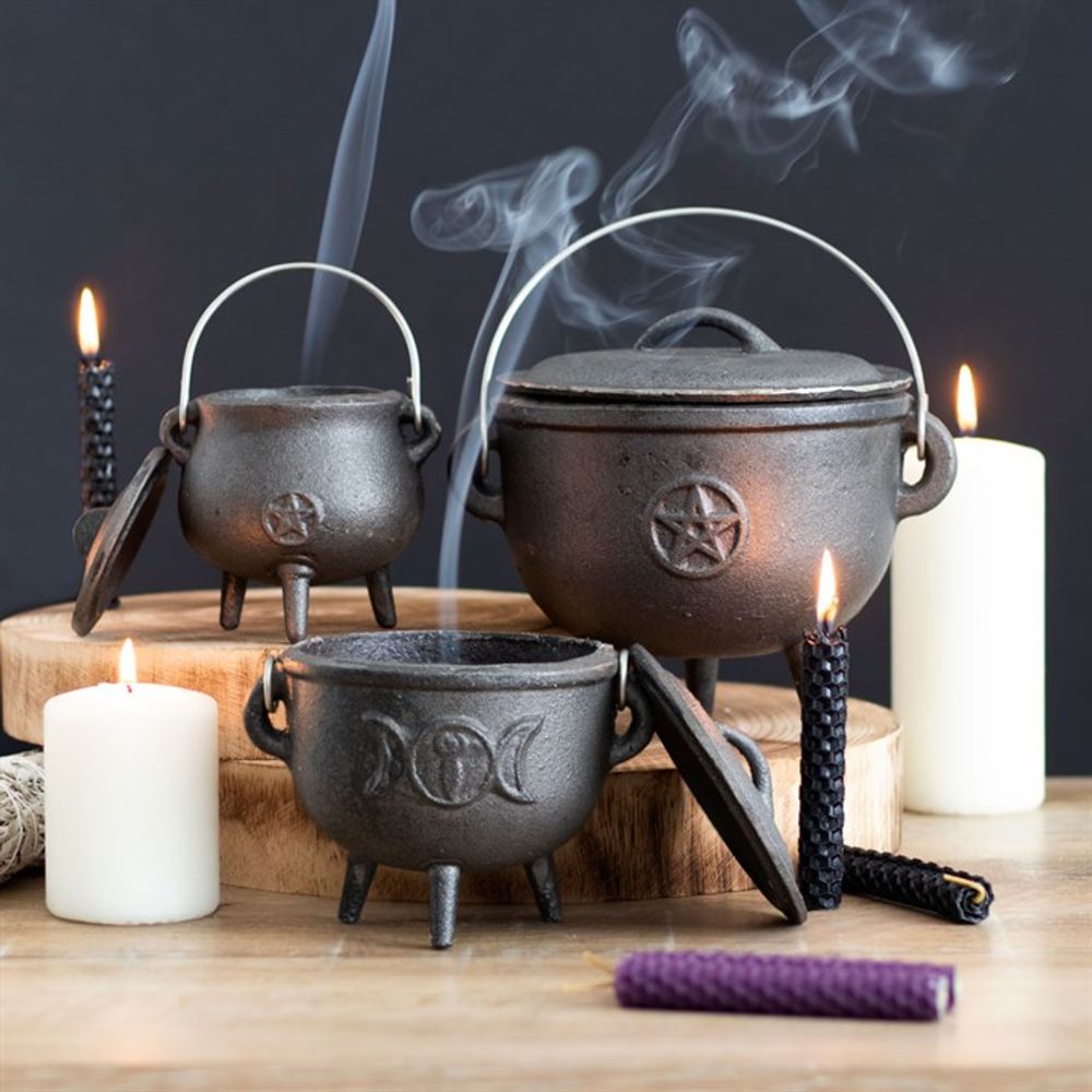 7cm Cast Iron Cauldron With Triple Moon